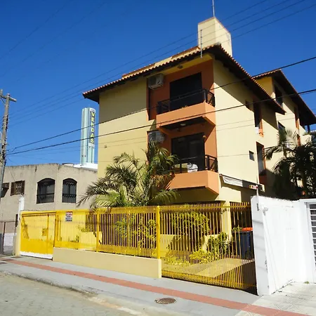 Regina Del Mare Residence Apartamentos completos para até 05 pessoas a 50 metros da praia-2